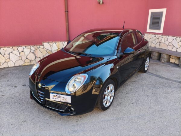 Alfa Romeo MiTo 1.3 JTDm 16V 90 CV Distinctive - immagine 2