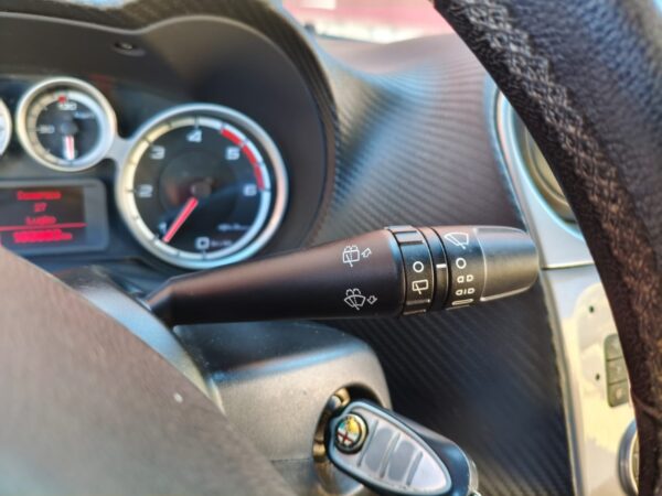 Alfa Romeo MiTo 1.3 JTDm 16V 90 CV Distinctive - immagine 15