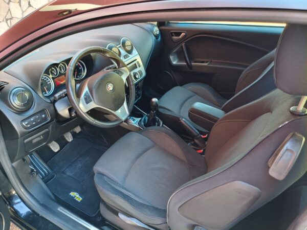 Alfa Romeo MiTo 1.3 JTDm 16V 90 CV Distinctive - immagine 8
