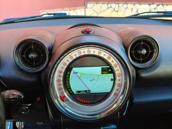 Mini Cooper D Countryman 1.6 ALL4 - immagine 18