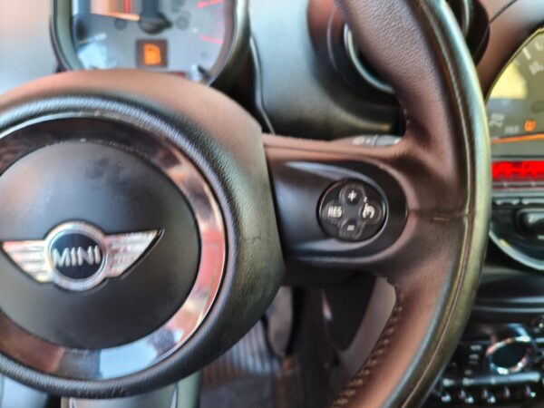 Mini Cooper D Countryman 1.6 - immagine 16