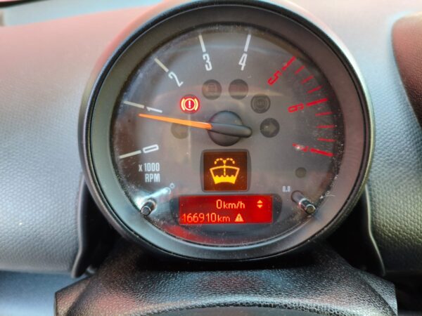 Mini Cooper D Countryman 1.6 - immagine 18