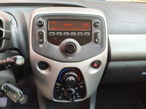 Citroen C1 VTi 68 5 porte Shine - immagine 14