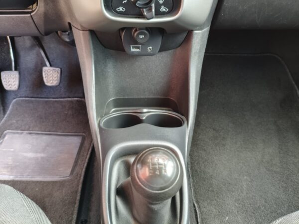 Citroen C1 VTi 68 5 porte Shine - immagine 15