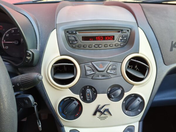 Ford Ka Ka+ 1.2 8V 69CV Business - immagine 16