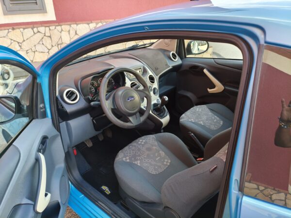 Ford Ka Ka+ 1.2 8V 69CV Business - immagine 9