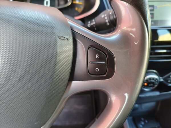 Renault Clio 1.5 dCi 8V 75CV 5 porte Costume Natio - immagine 14