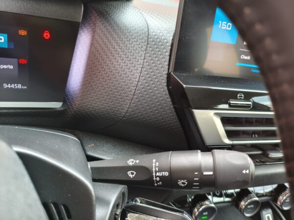Citroen C4 BlueHDi 130 S&S EAT8 Feel Pack - immagine 15