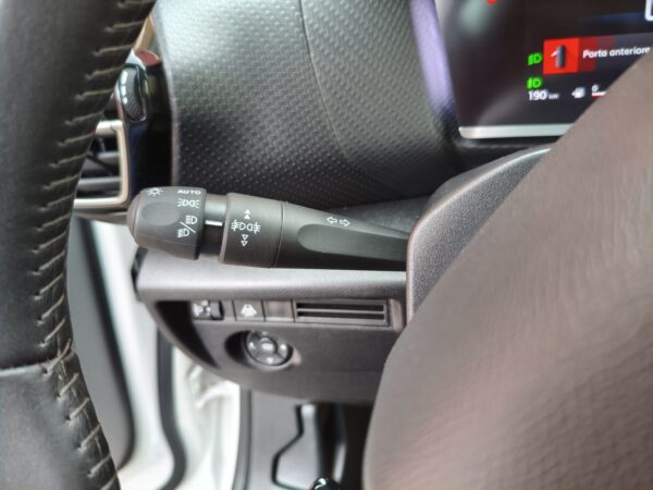 Citroen C4 BlueHDi 130 S&S EAT8 Feel Pack - immagine 14