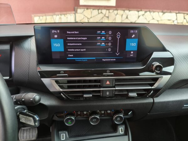 Citroen C4 BlueHDi 130 S&S EAT8 Feel Pack - immagine 18