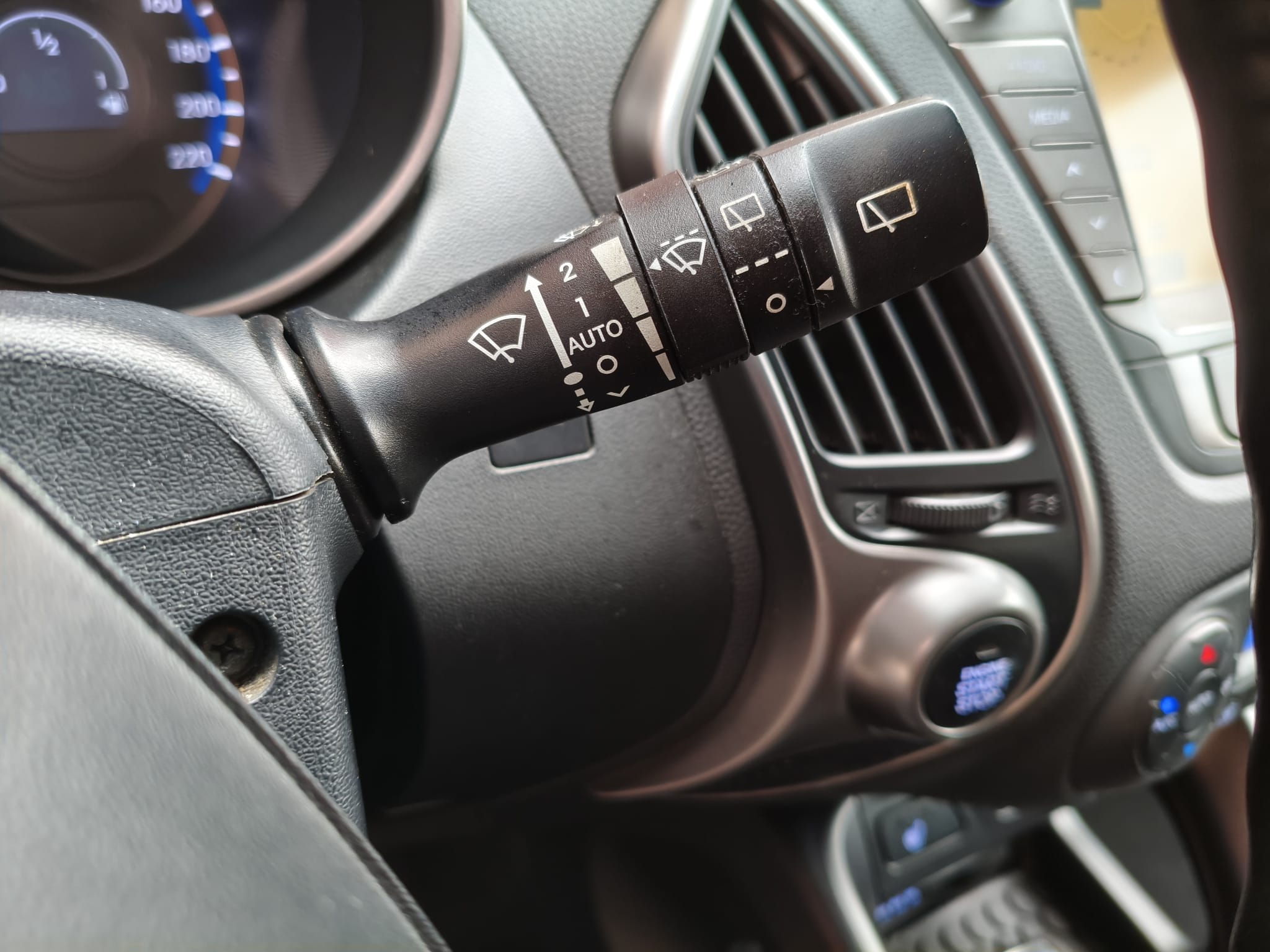 Hyundai iX35 1.7 CRDi 2WD Xpossible - immagine 17