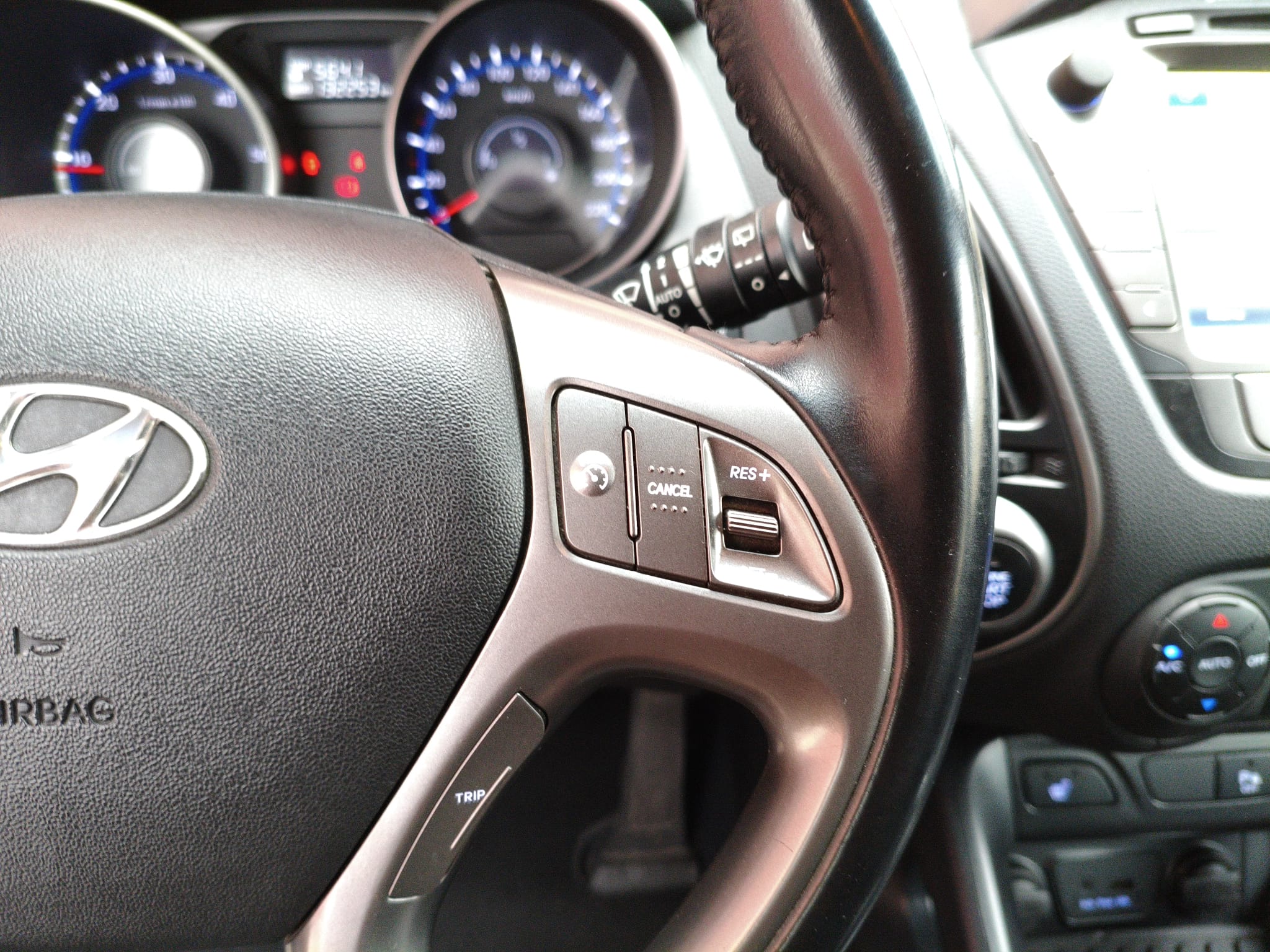 Hyundai iX35 1.7 CRDi 2WD Xpossible - immagine 15