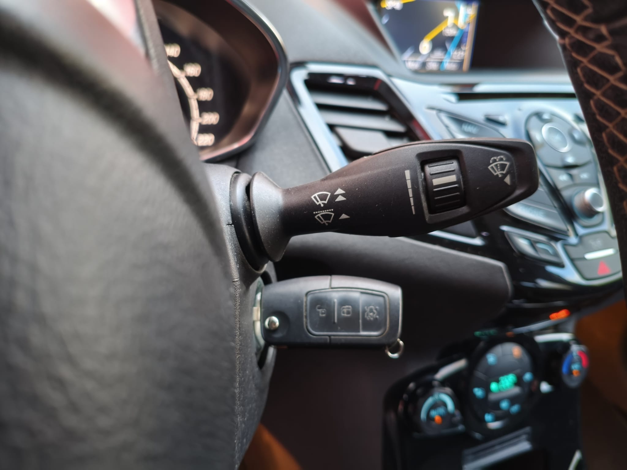 Ford Fiesta 1.5 TDCi 75CV 5 porte Titanium - immagine 15