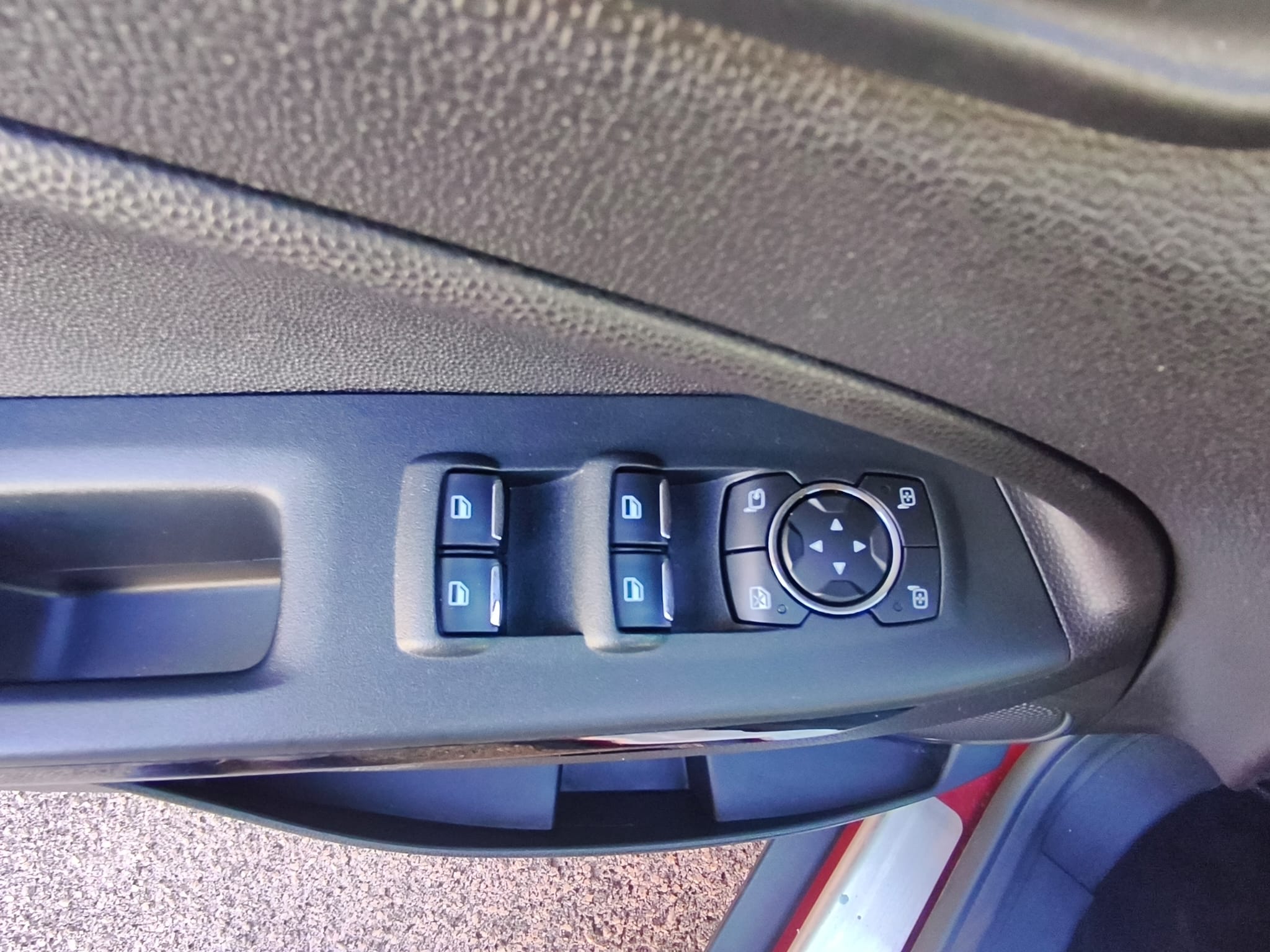 Ford EcoSport 1.0 EcoBoost 125 CV Start&Stop Titanium - immagine 22