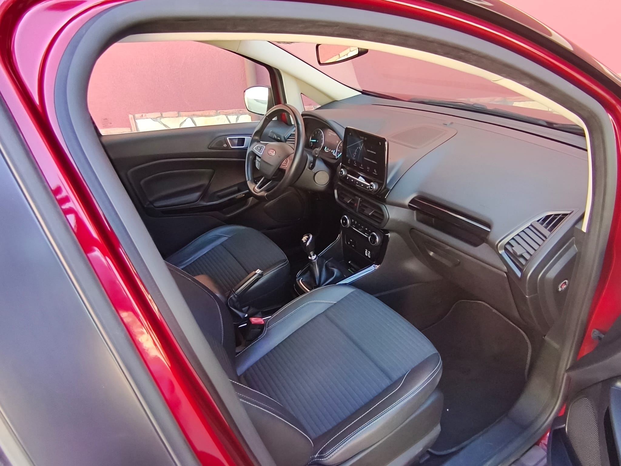Ford EcoSport 1.0 EcoBoost 125 CV Start&Stop Titanium - immagine 8