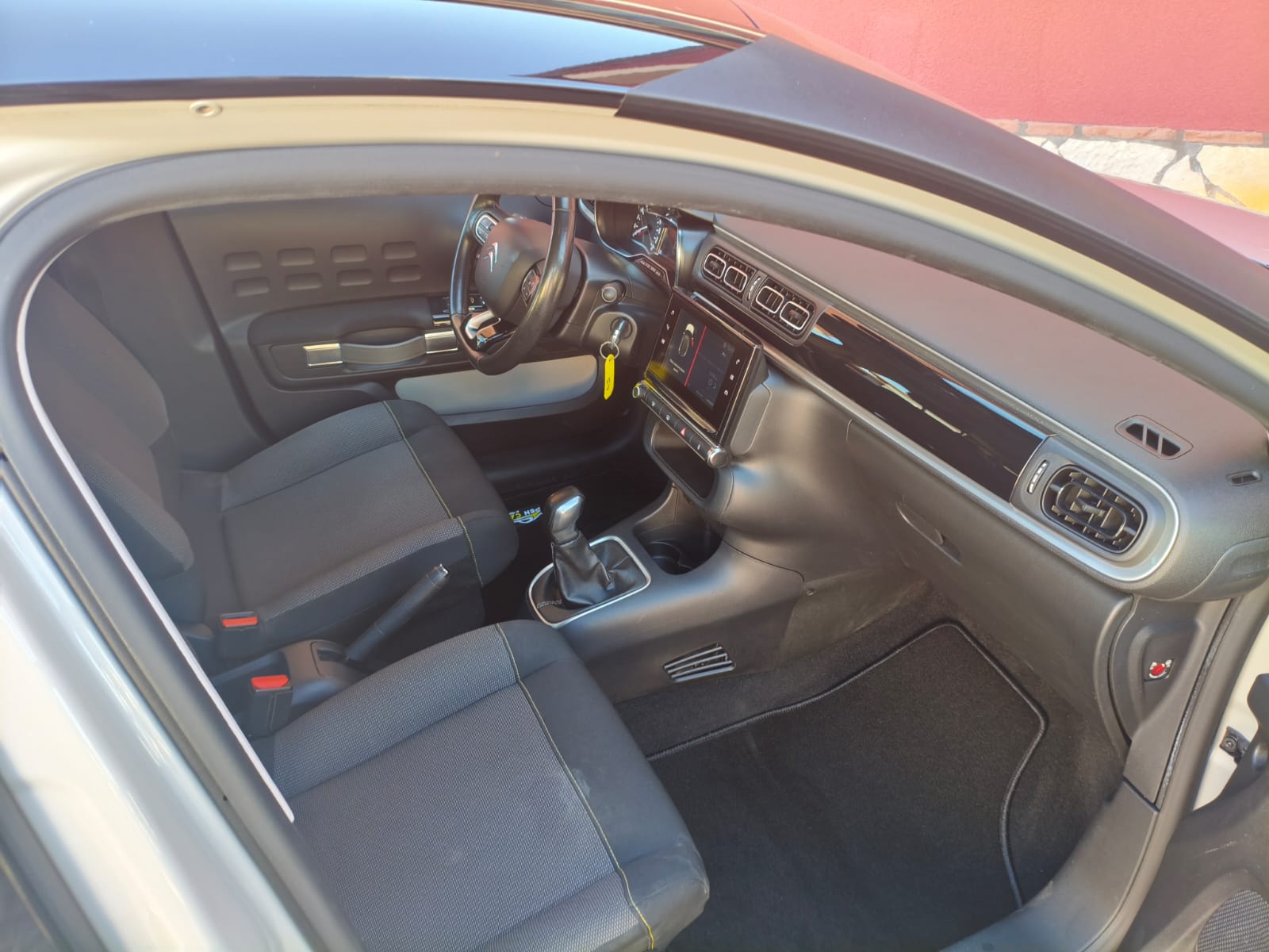 Citroen C3 PureTech 82 Feel - immagine 9