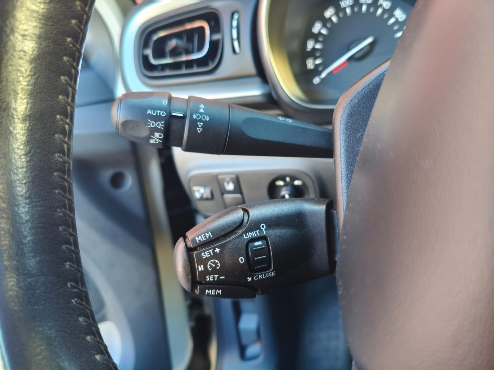Citroen C3 PureTech 82 Feel - immagine 16