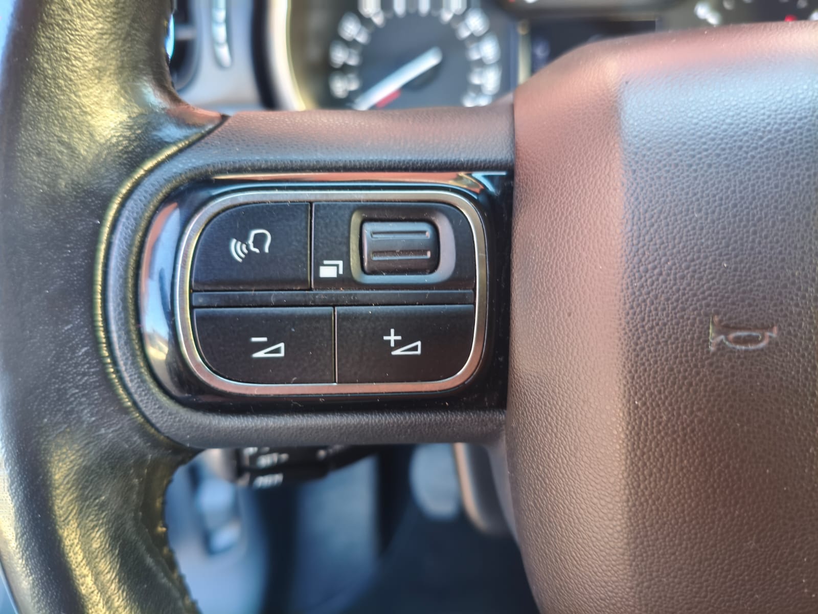 Citroen C3 PureTech 82 Feel - immagine 14