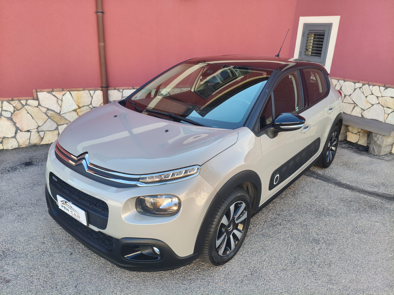 Citroen C3 PureTech 82 Feel - immagine 3