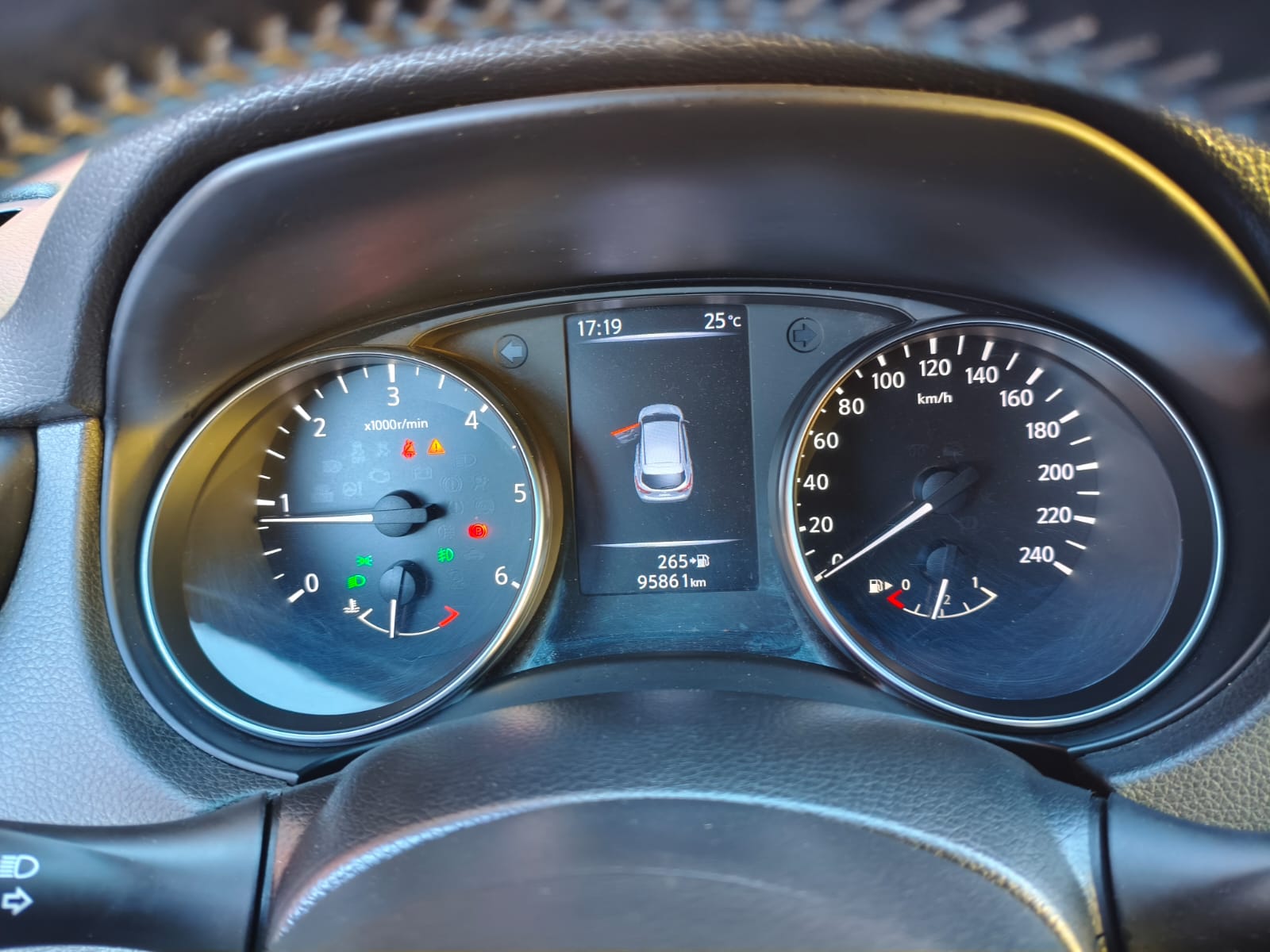 Nissan Qashqai 1.5 dCi Business - immagine 13