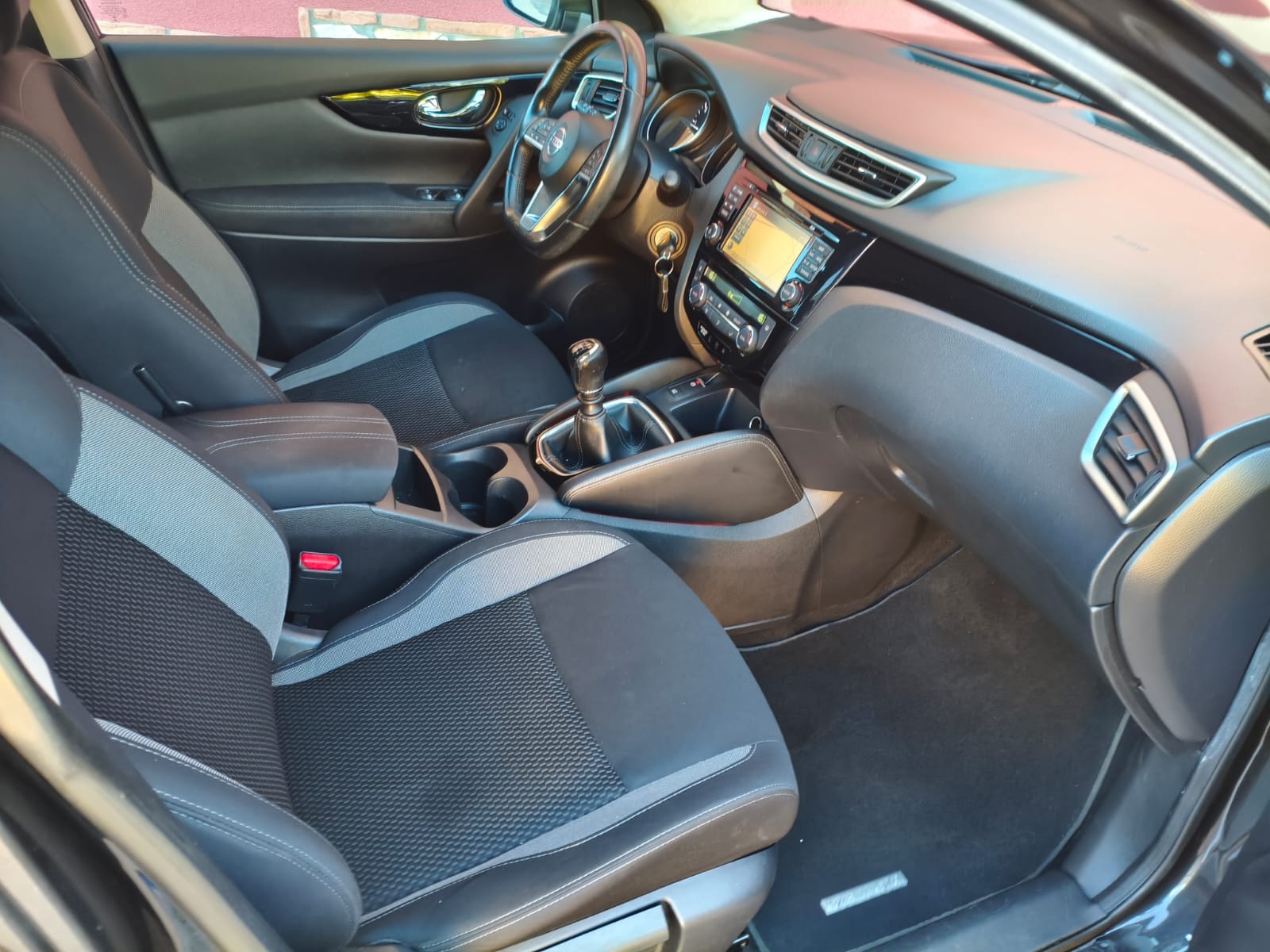 Nissan Qashqai 1.5 dCi Business - immagine 11