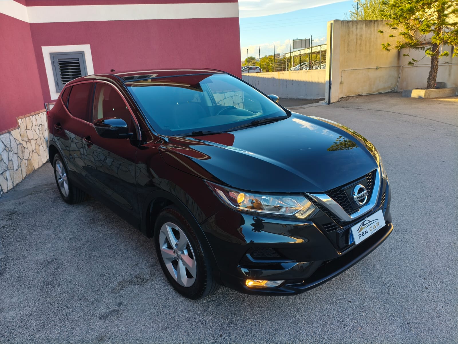 Nissan Qashqai 1.5 dCi Business - immagine 3