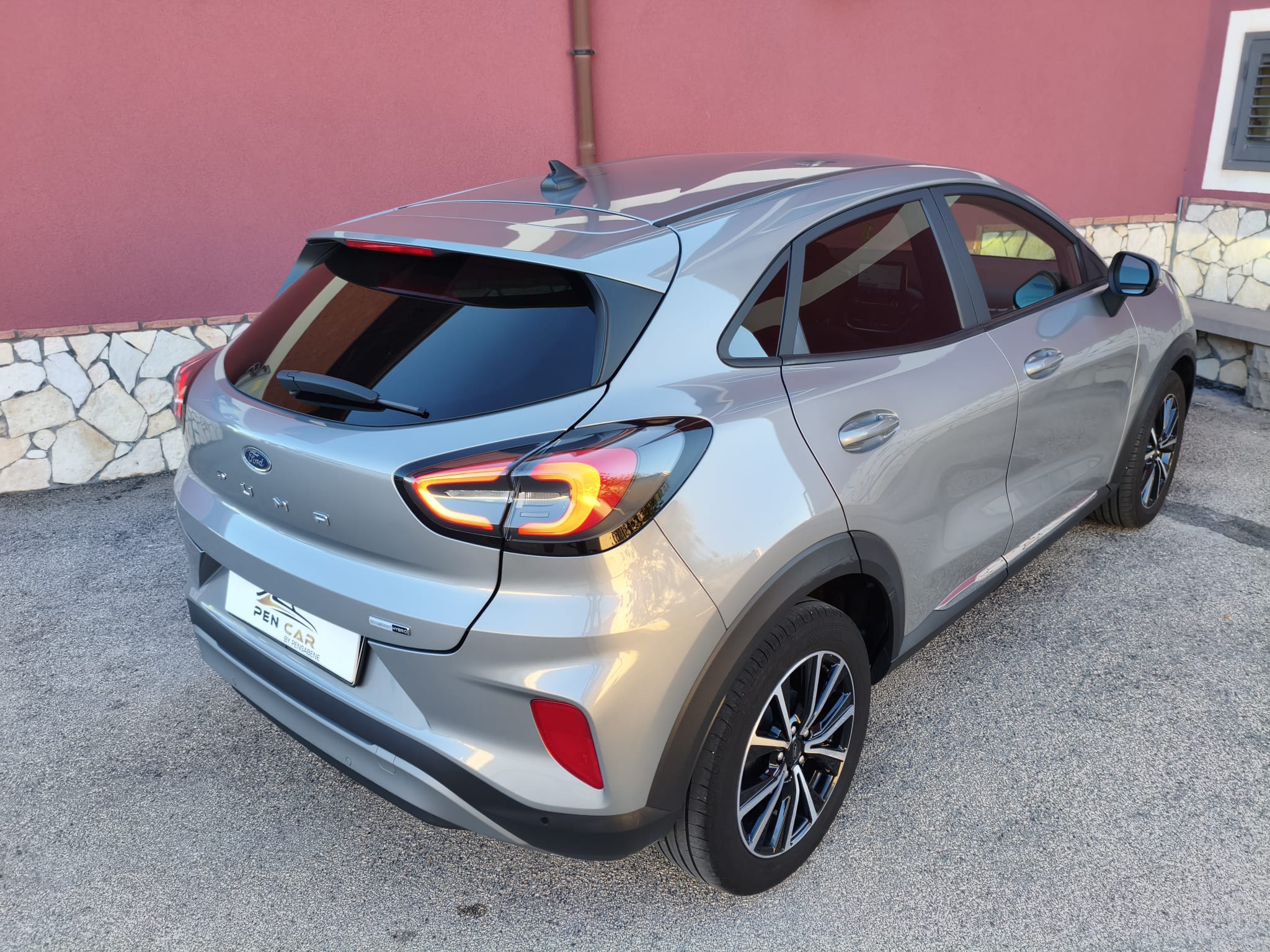 Ford Puma 1.0 EcoBoost Hybrid 125 CV S&S Titanium - immagine 5