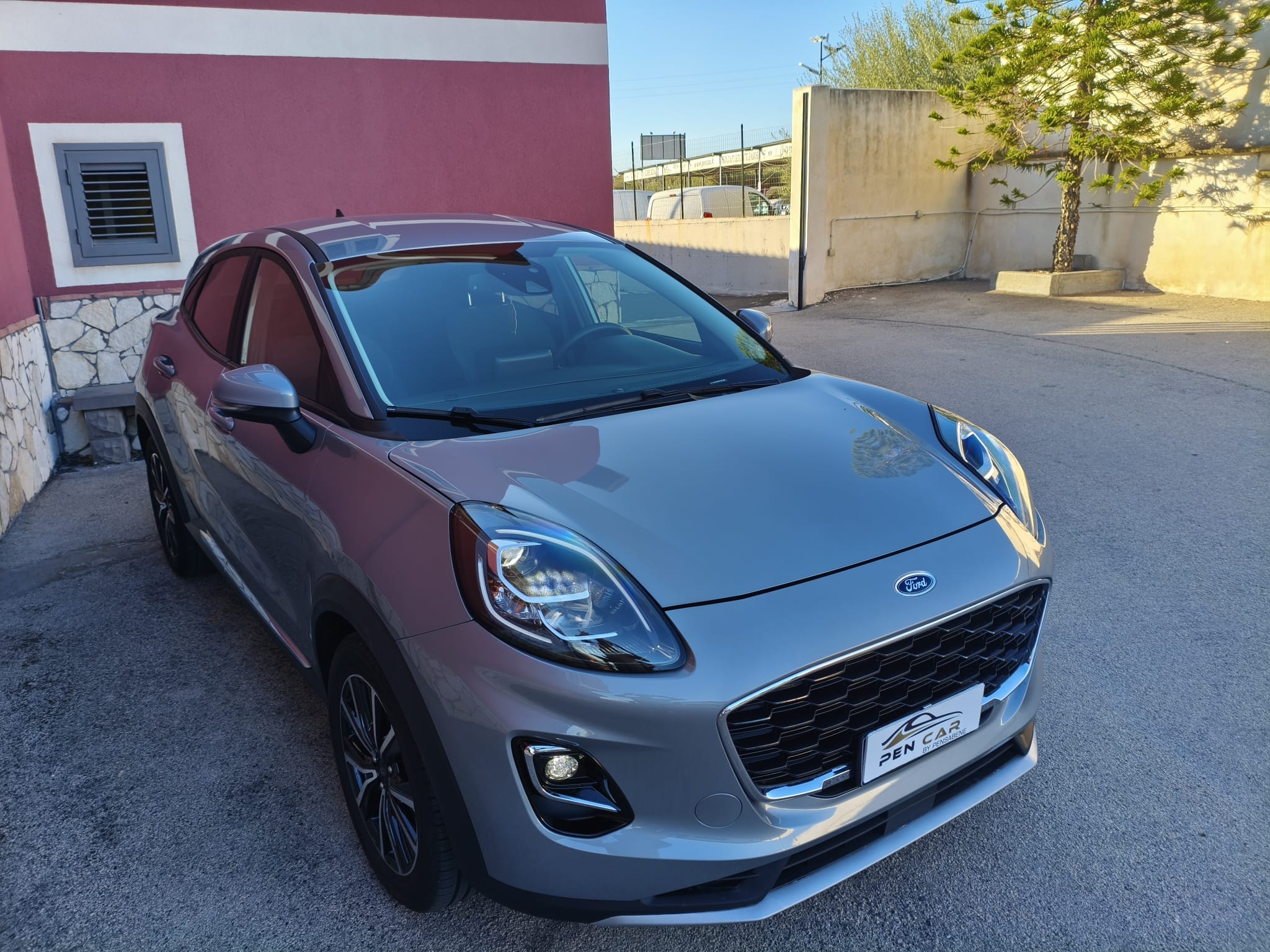 Ford Puma 1.0 EcoBoost Hybrid 125 CV S&S Titanium - immagine 2